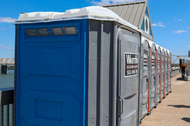 Portable Restroom Removal and Pickup in Poplar Cotton Center, CA